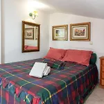 Host Wise - Wonderful Flats With Pool Apartman