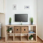 Host Wise - Wonderful Flats With Pool Apartman