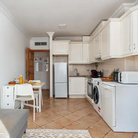 Host Wise - Wonderful Flats With Pool Apartmán *