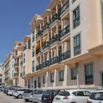 Host Wise - Wonderful Flats With Pool Apartment